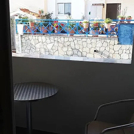 Agapaki Neos Marmaras