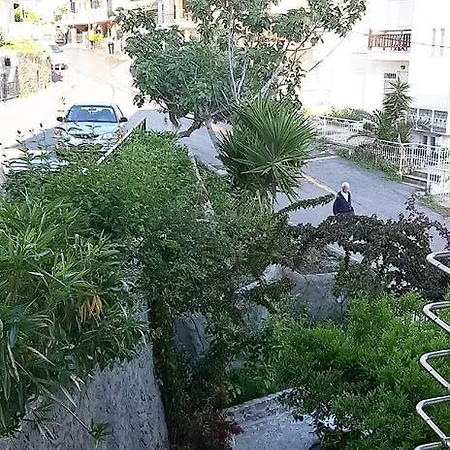 Agapaki * Νέος Μαρμαράς