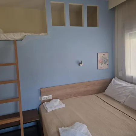 Agapaki Néos Marmarás